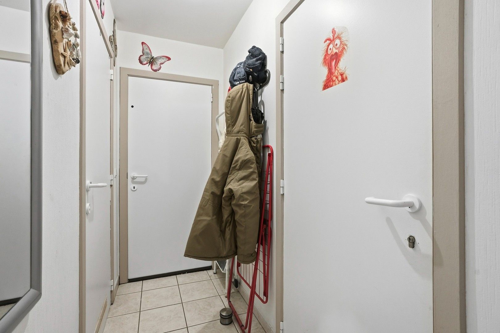 Gemeubeld appartement met 1 slaapkamer foto 3