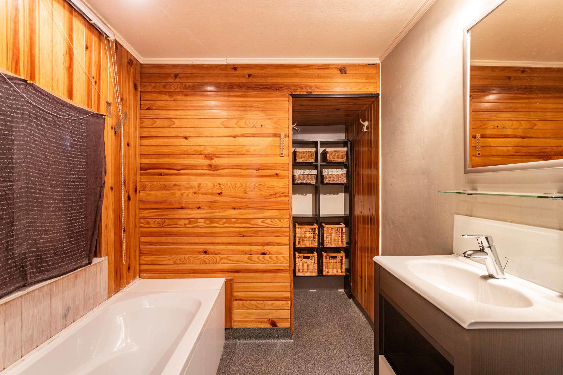 Te koop: te renoveren woning met private parkeerplaats! foto 13