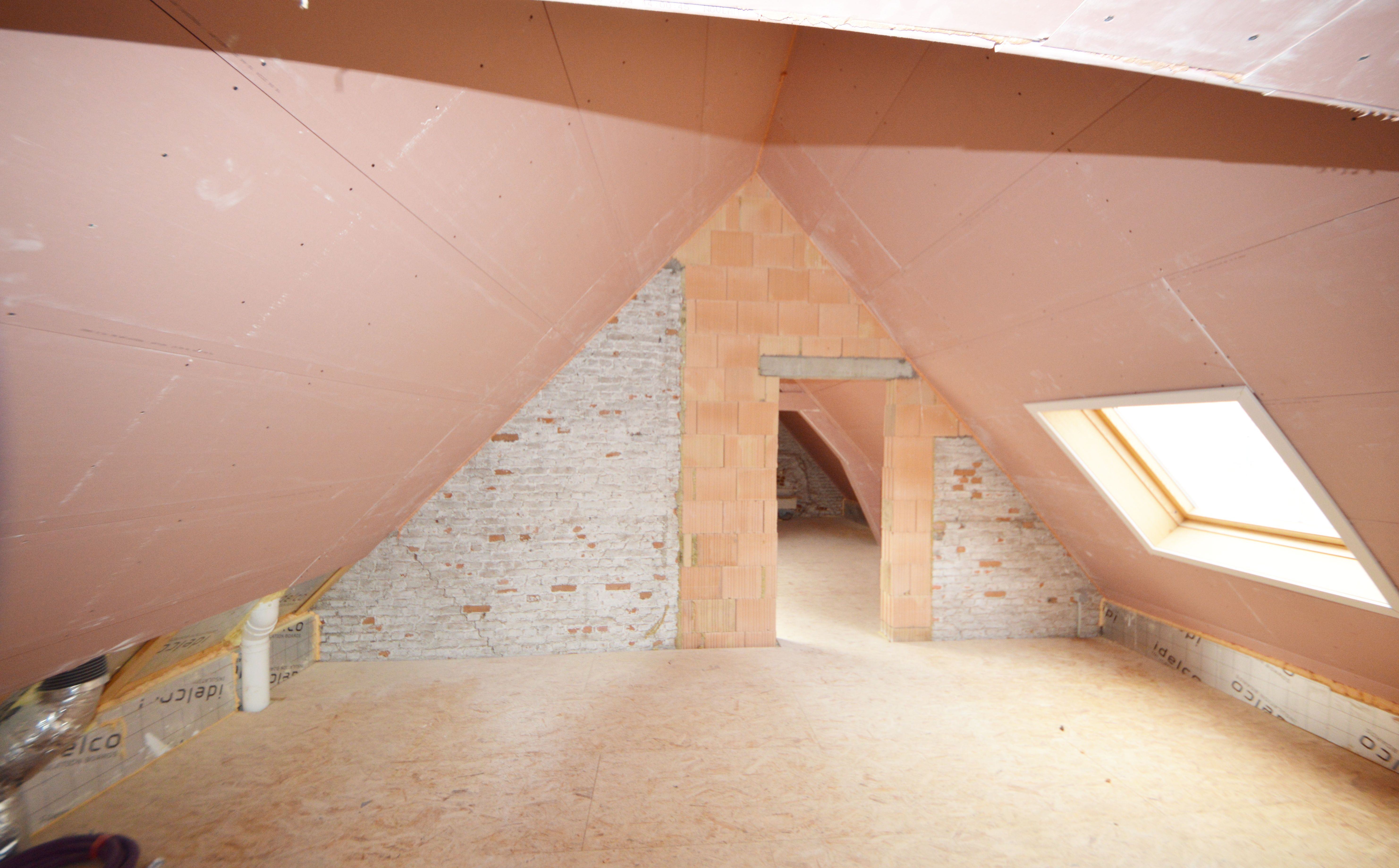 VERNIEUWBOUW MET TERRAS 2E VERDIEP foto 20