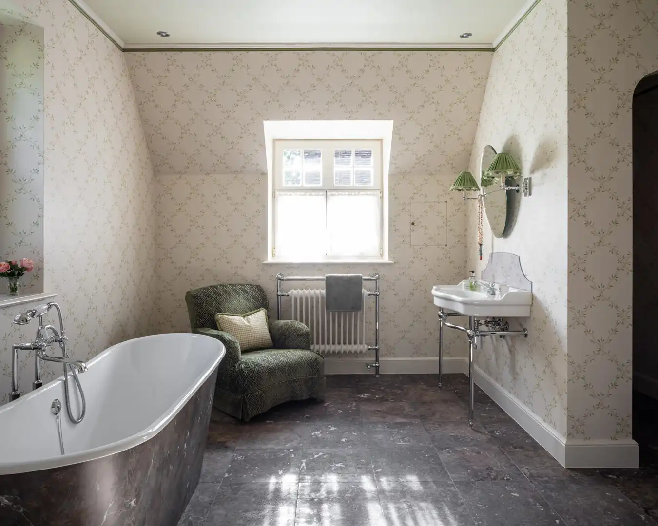 AN EXCEPTIONAL ENGLISH TUDOR RESIDENCE — SCHOTEN, ANTWERP foto 23