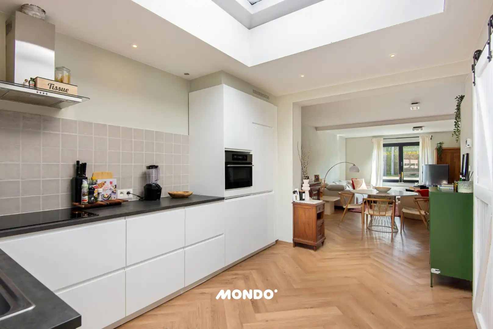 Instapklare halfopen woning met zonnige westgerichte tuin! foto 9