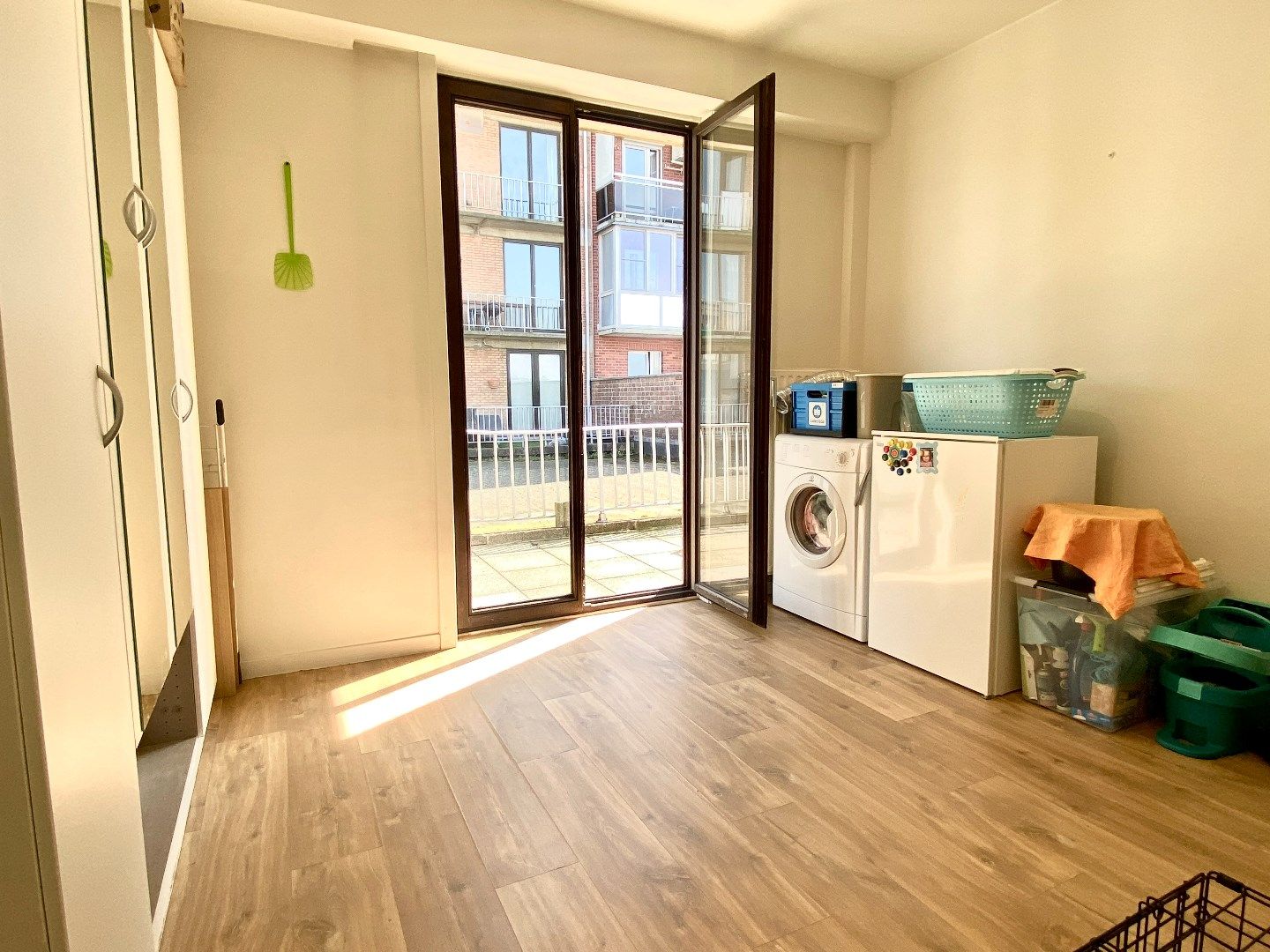 Ruim en lichtrijk 2-slaapkamerappartement te Harelbeke te koop! foto 10