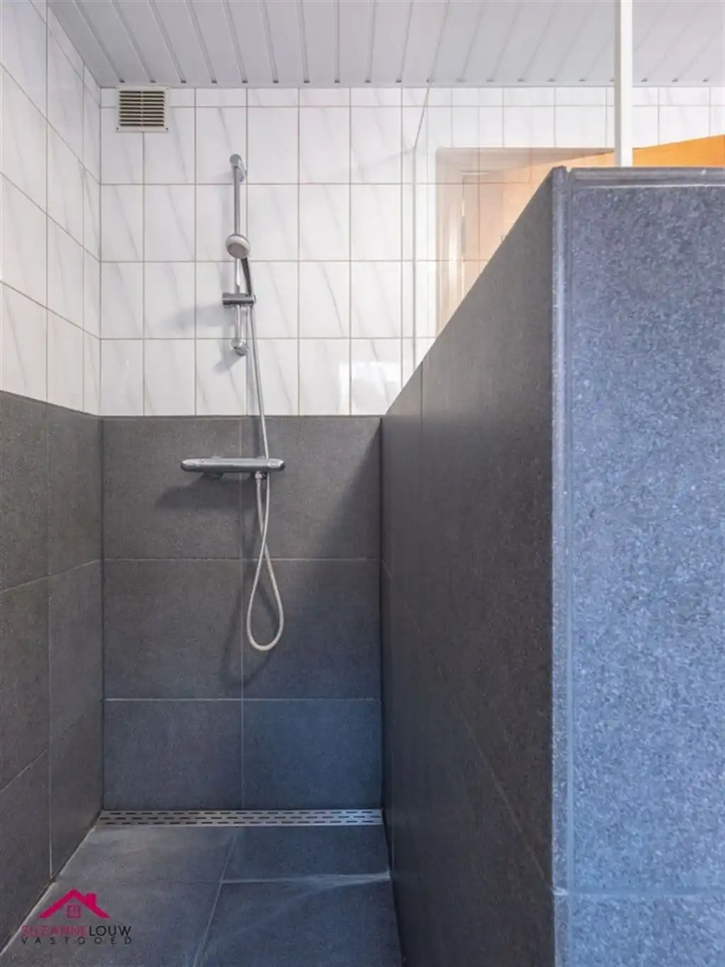 Gelijkvloers appartement met 3 slaapkamers foto 28