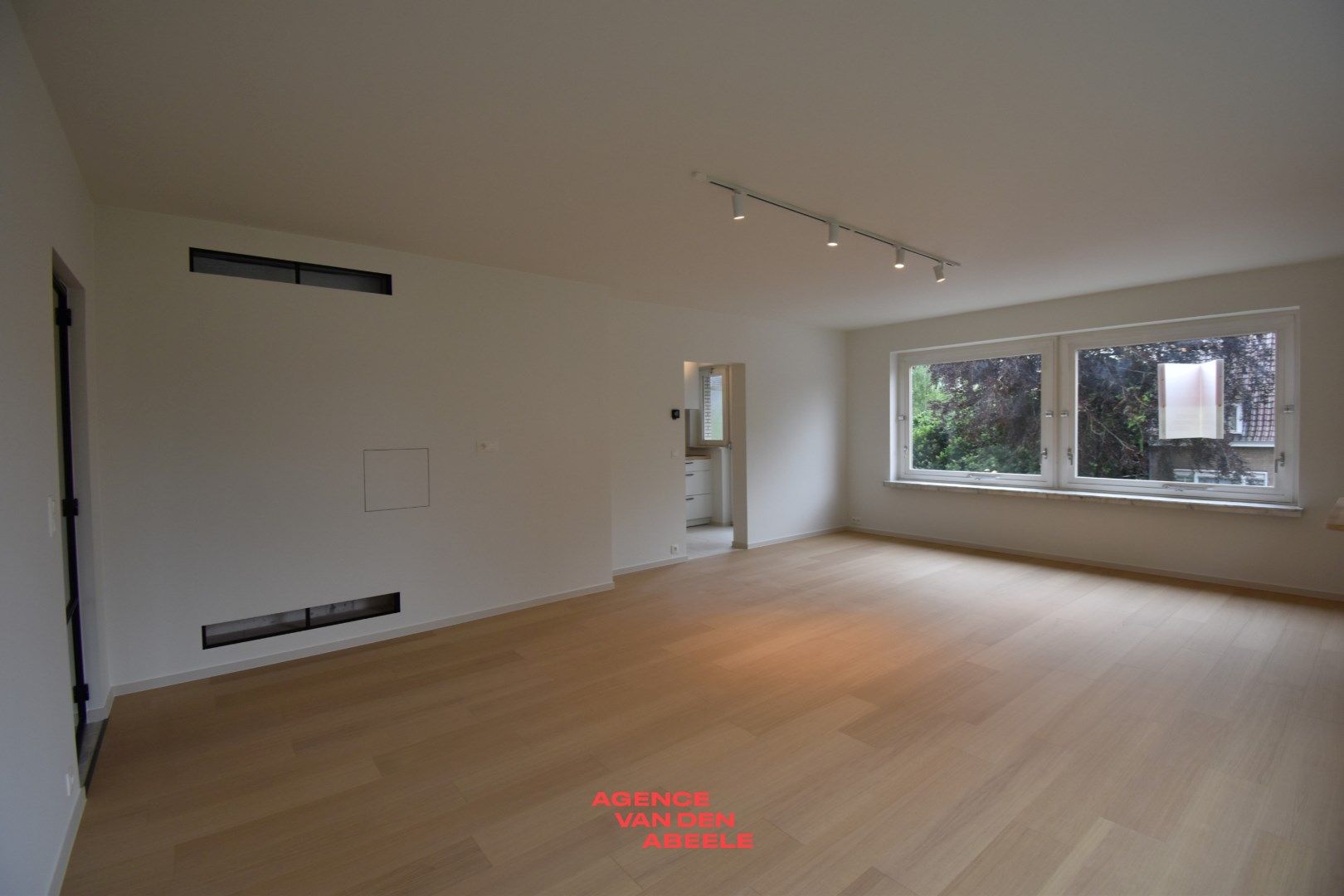 Fantastisch gerenoveerd appartement met 3 slaapkamers  foto 3