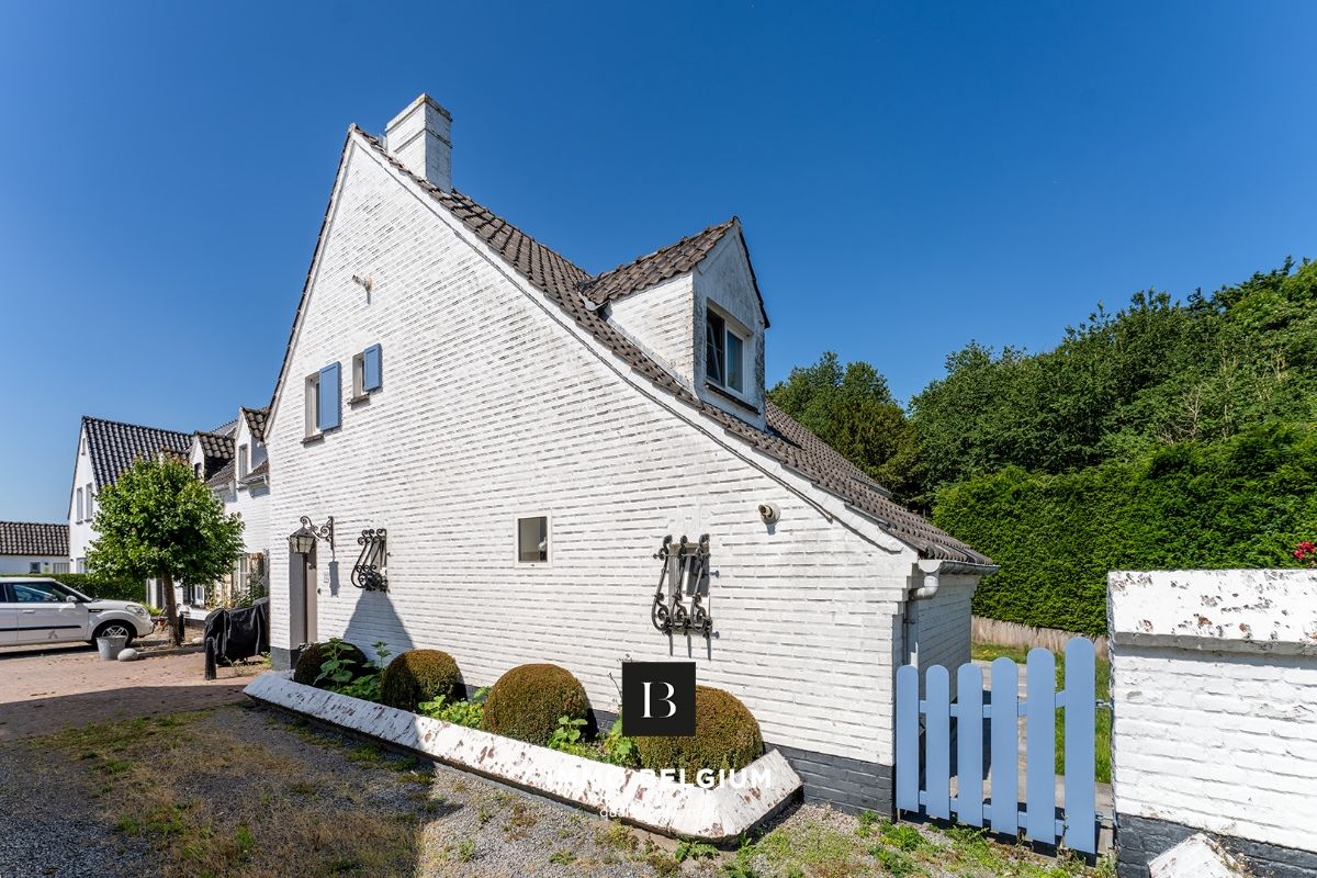 Charmante woning in het Begijnhof met 3 slaapkamers foto 2