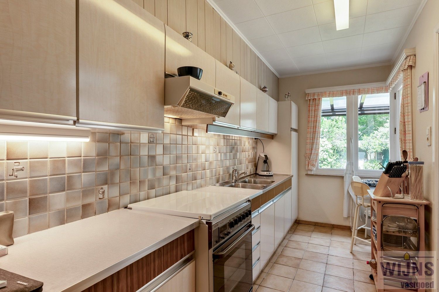 Rijwoning met twee slaapkamers, tuin en garage. foto 9