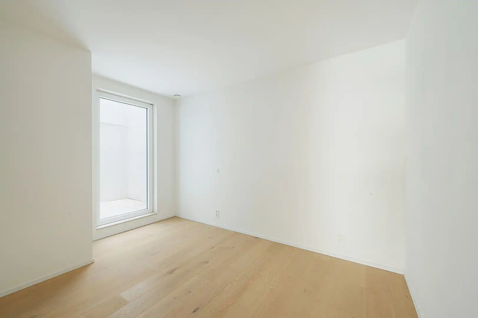 Prachtig nieuwbouwappartement met 2 slaapkamers gelegen op de gelijkvloerse verdieping. foto 13