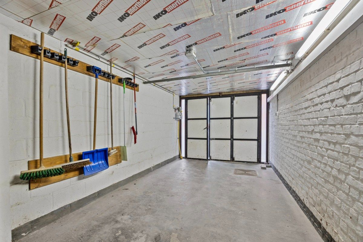 Modernistische woning met ruime indeling en zonnige tuin te Tongeren-Nerem foto 19