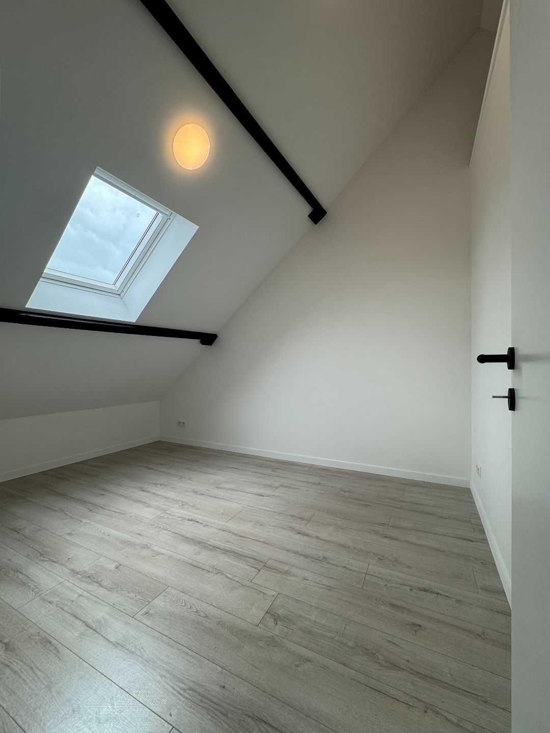 Volledig gerenoveerde, instapklare woning in Grimbergen – EPC A! zonnepanelen, warmtepomp! foto 20