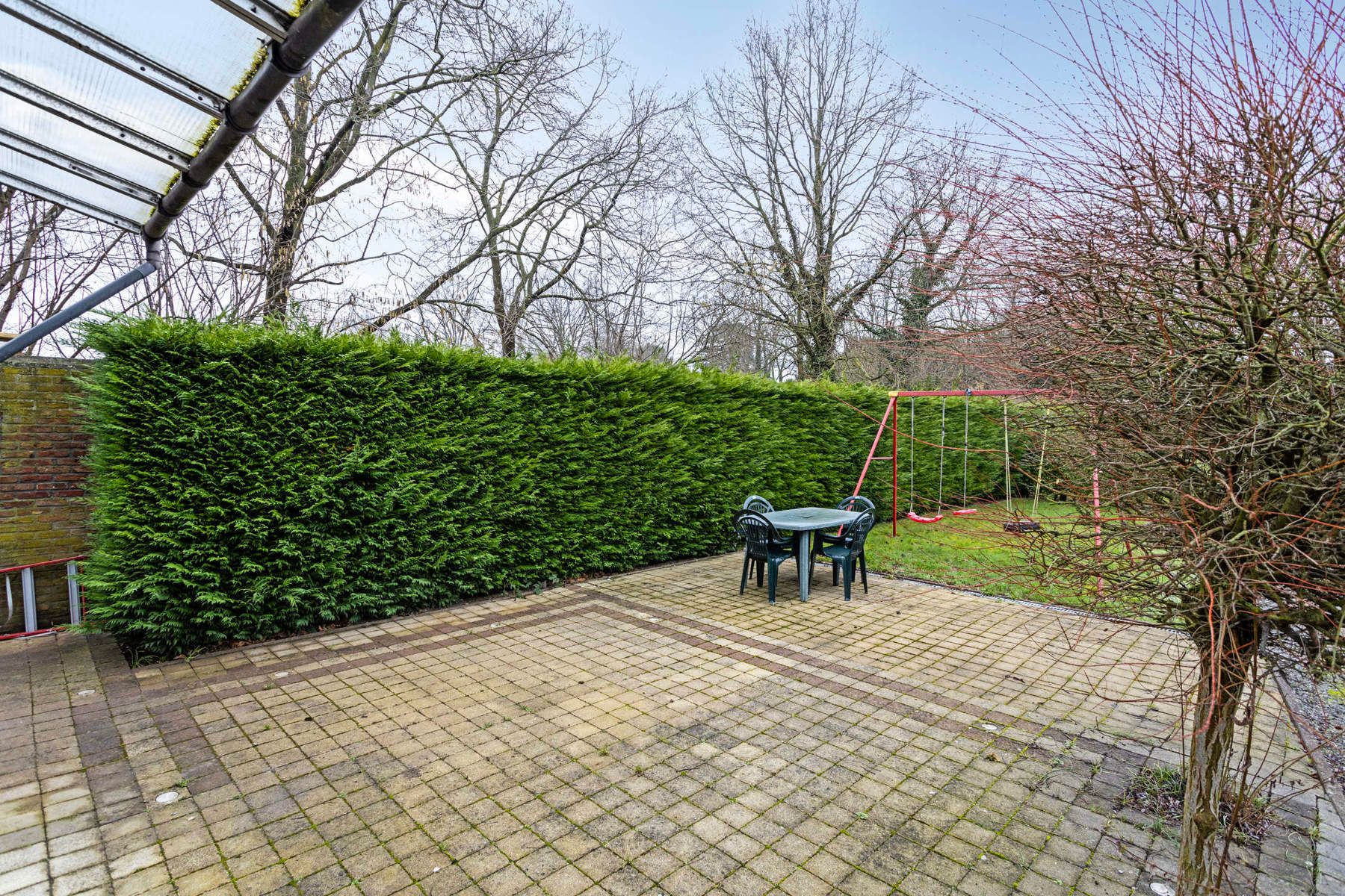 Gezinswoning met 3 slpk, grote tuin, garage en staanplaatsen foto 20