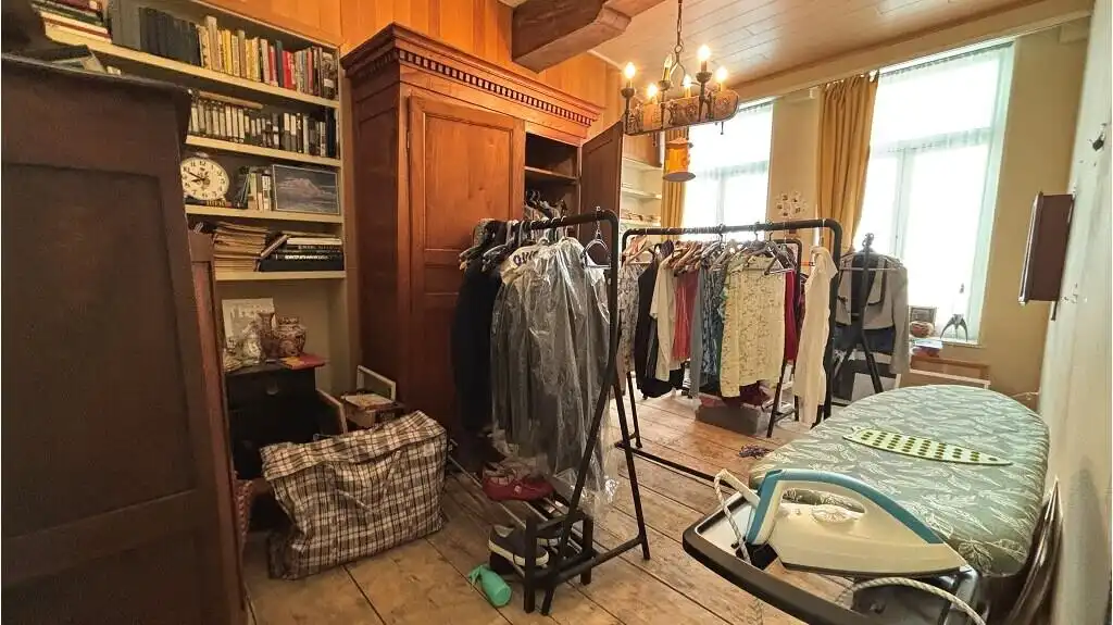 Comfortabele 3-slaapkamerwoning met Terras te koop in Brugge foto 9