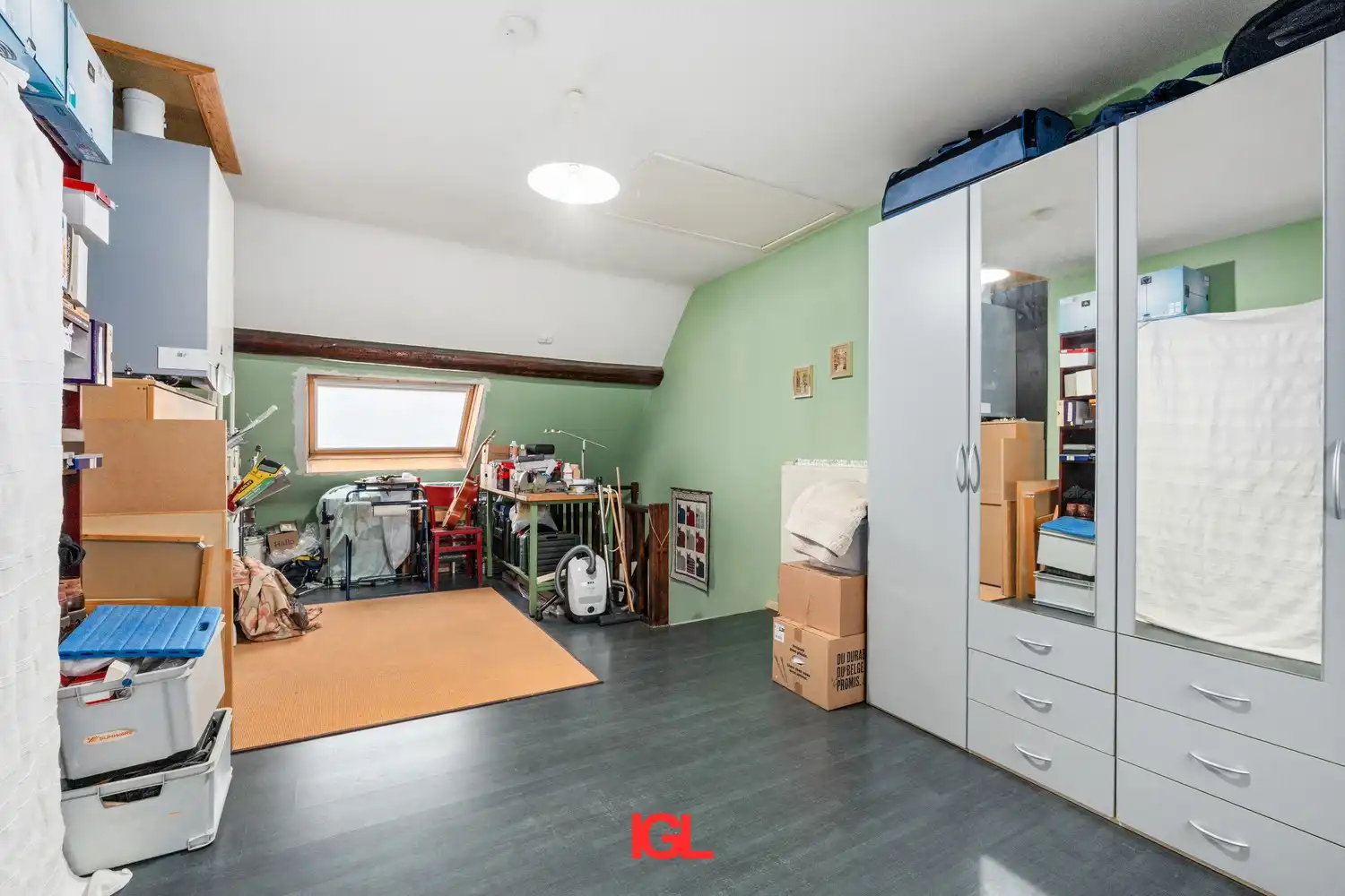 Charmante en instapklare 3‑gevelwoning met grote tuin in Beersel foto 18