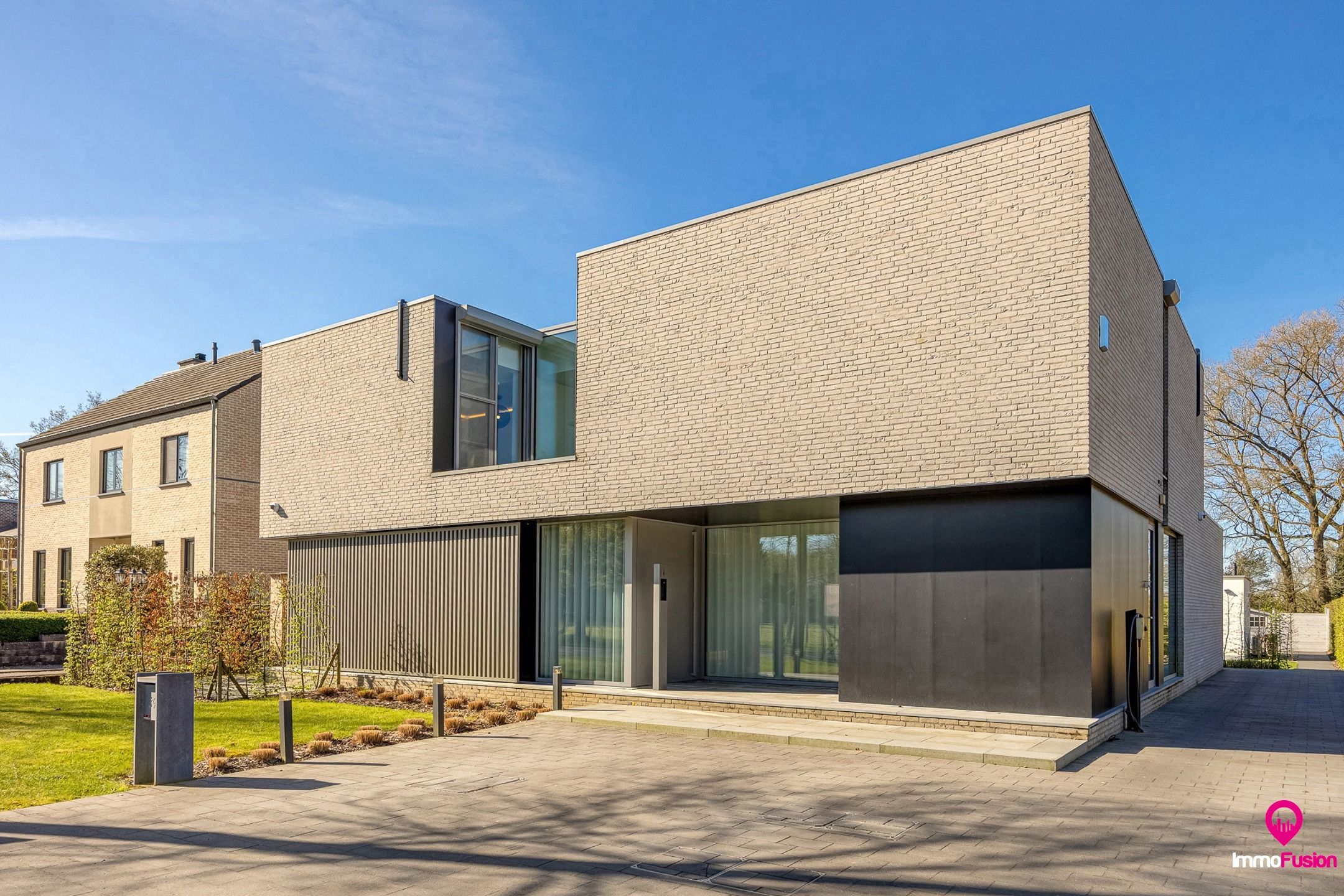 Luxe villa met poolhouse en hoogwaardige materialen! foto 54