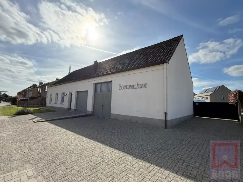 Hoofdfoto van de publicatie: Topwoning op groot perceel 10a 51ca - centrum Geel!