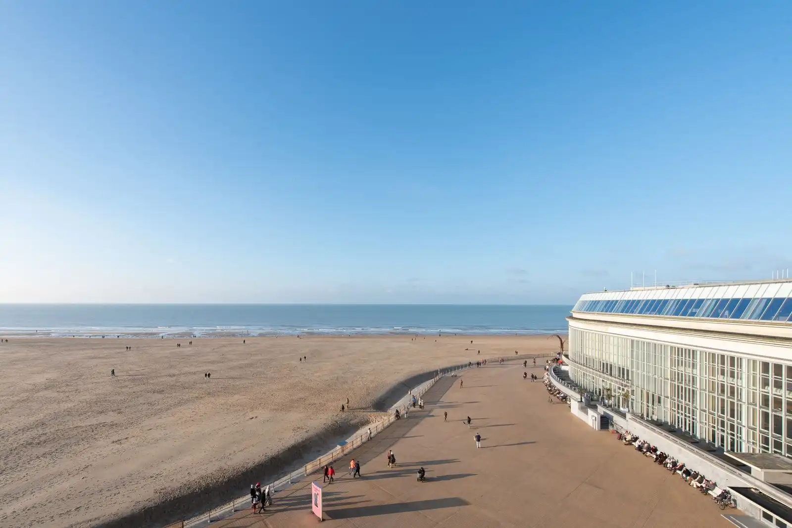 Uitzonderlijke studio met terras en fantastisch zeezicht foto 5