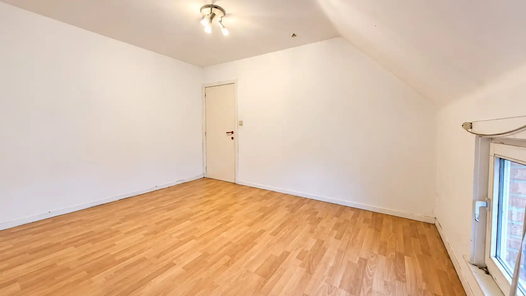 Huis te koop foto 9