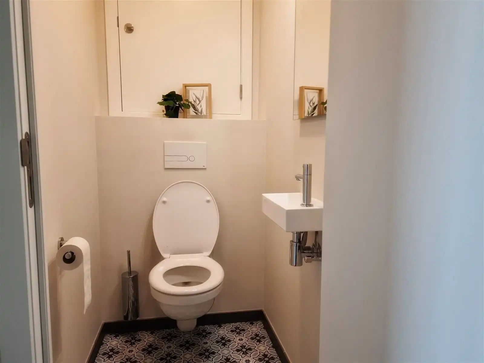 Elegant appartement met 2 slaapkamers, terras en kelder, ideaal gelegen foto 7