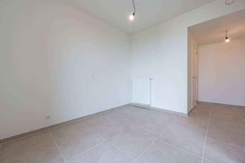 ! LAATSTE KANS AANKOOP 6% BTW ! Instapklaar 2 slaapkamerappartement in residentie DAC'ART Izegem. foto 15