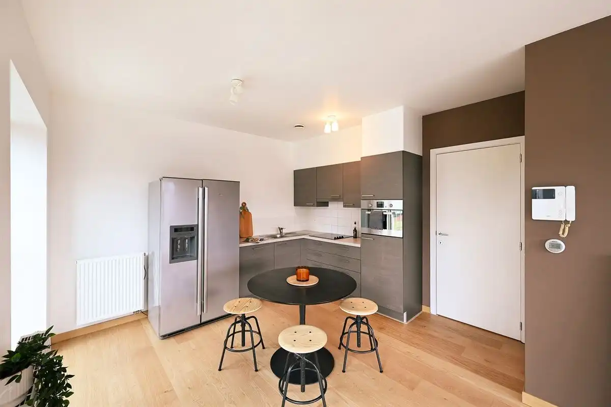 Lichtrijk 2-slaapkamerappartement met terras in de Lichttoren foto 5