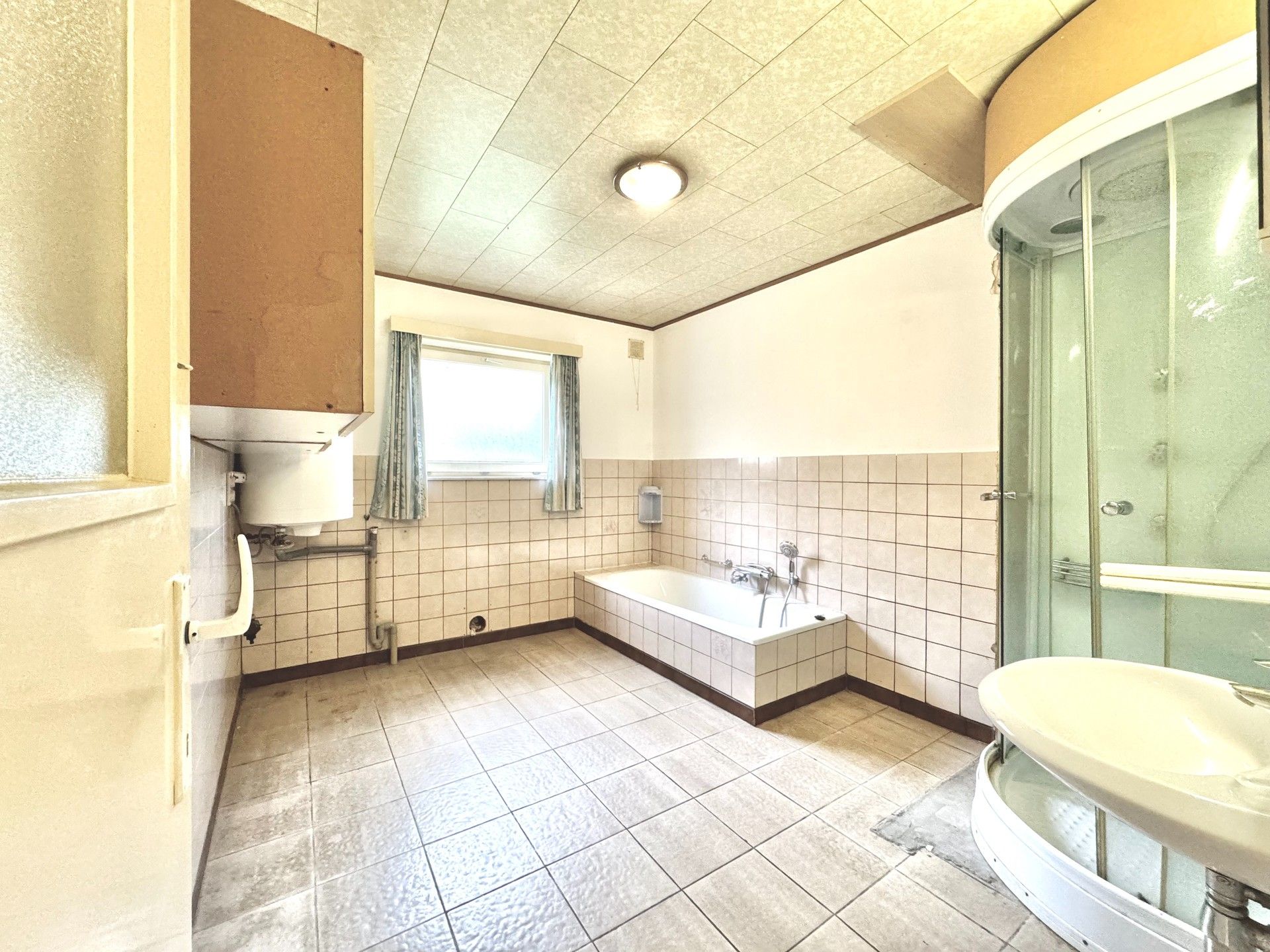 TE RENOVEREN WONING MET BIJGEBOUW OP 2613 M² foto 11