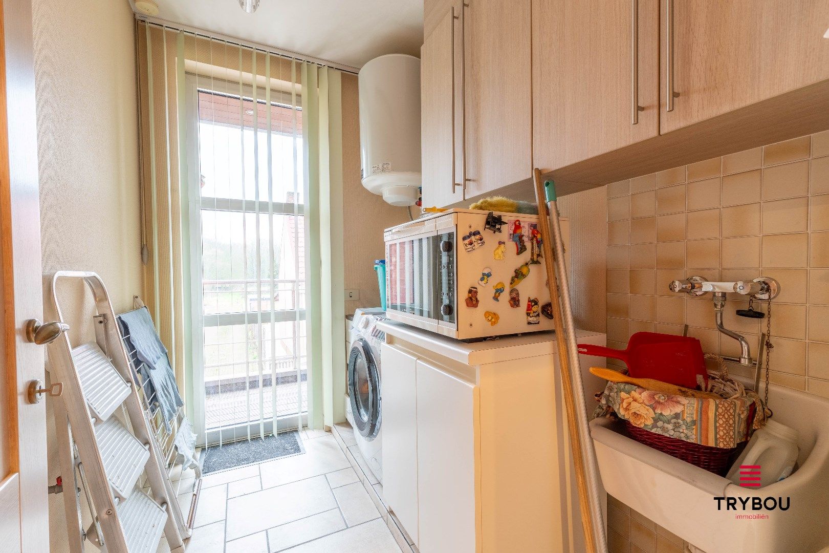 Ruim woon-appartement (120m²) met zicht op de Markt van Houthulst foto 19