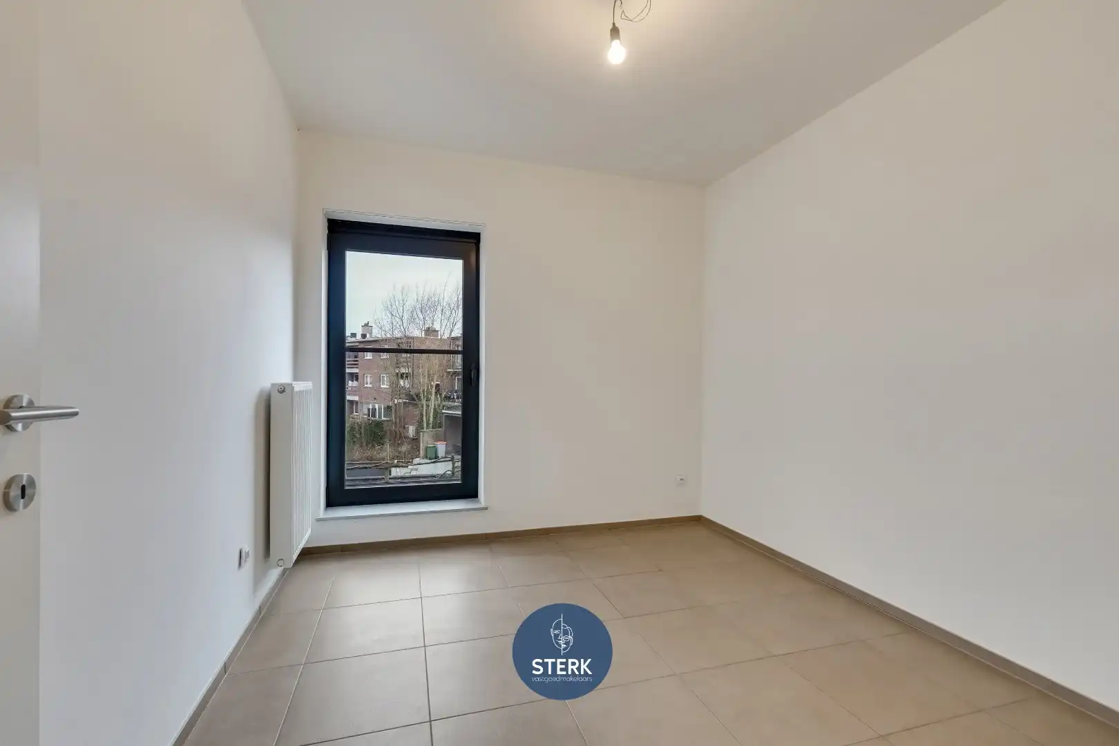 INSTAPKLAAR 2-SLPK APPARTEMENT MET EPC LABEL A TE MAASMECHELEN !  foto 13