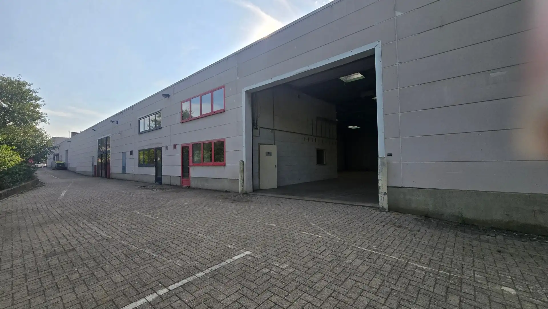 Bedrijfspand met showroom en magazijnen te huur Brusselsesteenweg, Herent foto 25