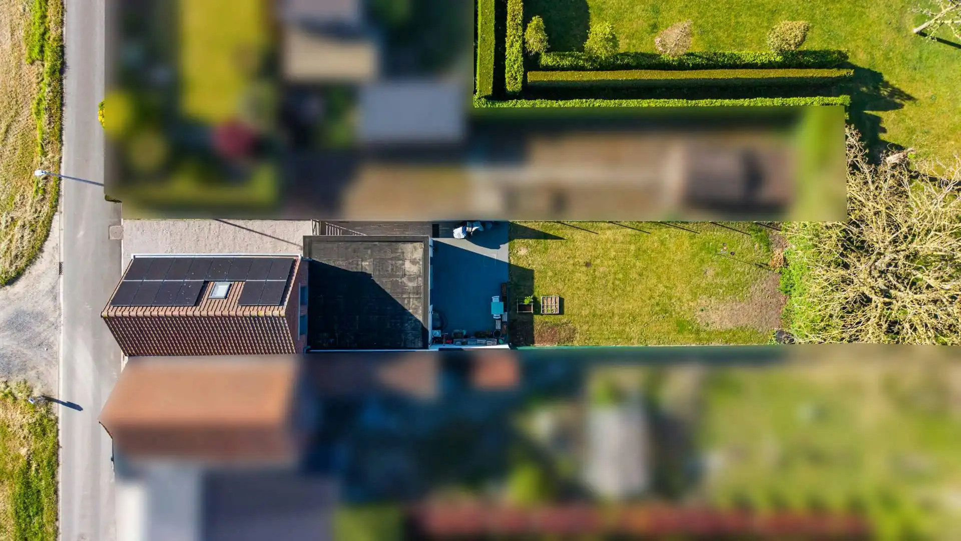 Instapklare halfopen bebouwing (2017) met zonovergoten tuin in Geluveld foto 4