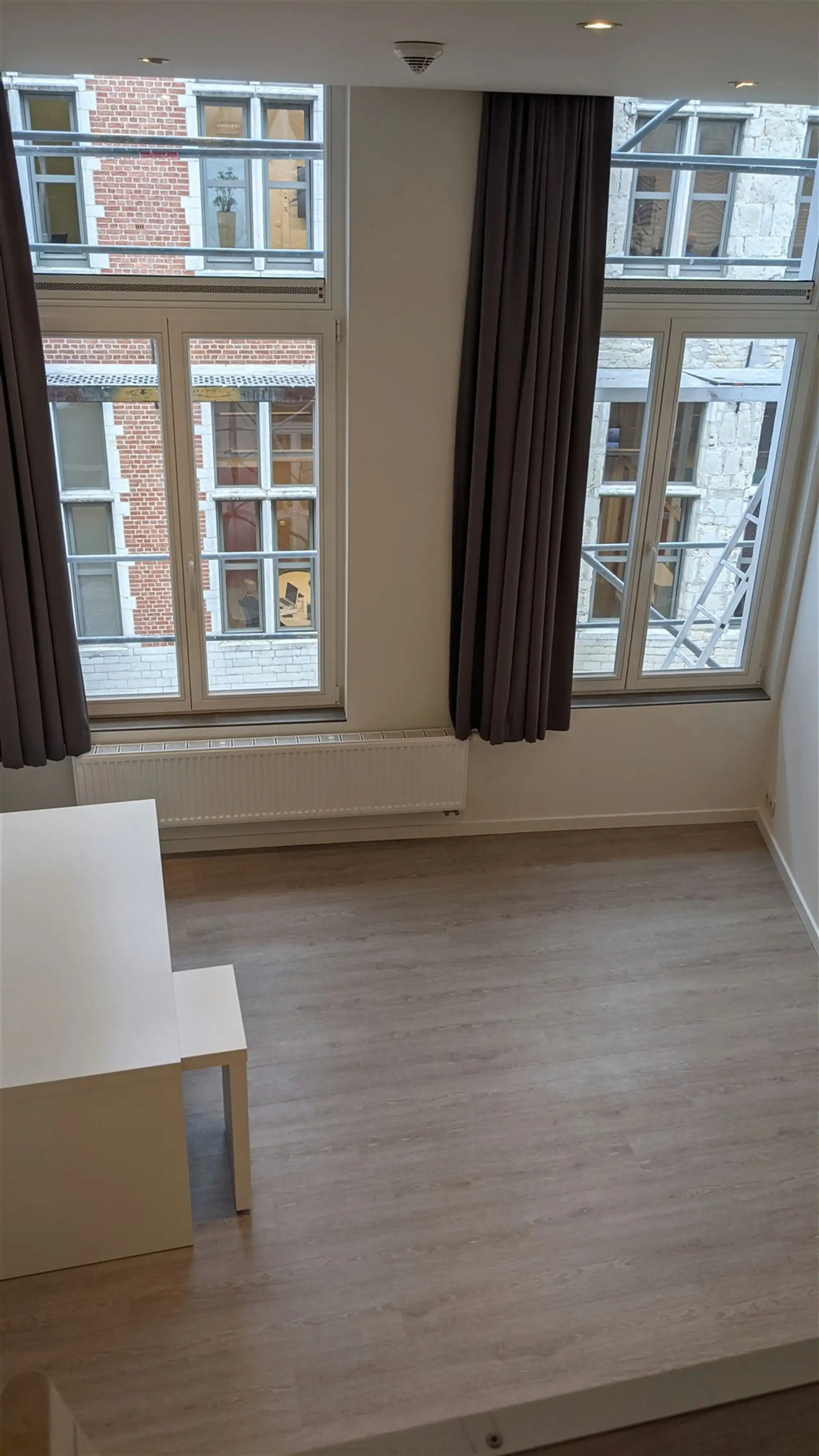 Opbrengsteigendom 15 kamers/ 1 appartement foto 3