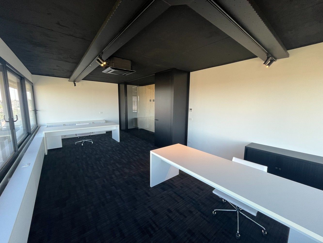 412 m² "sjieke" kantoren foto 11