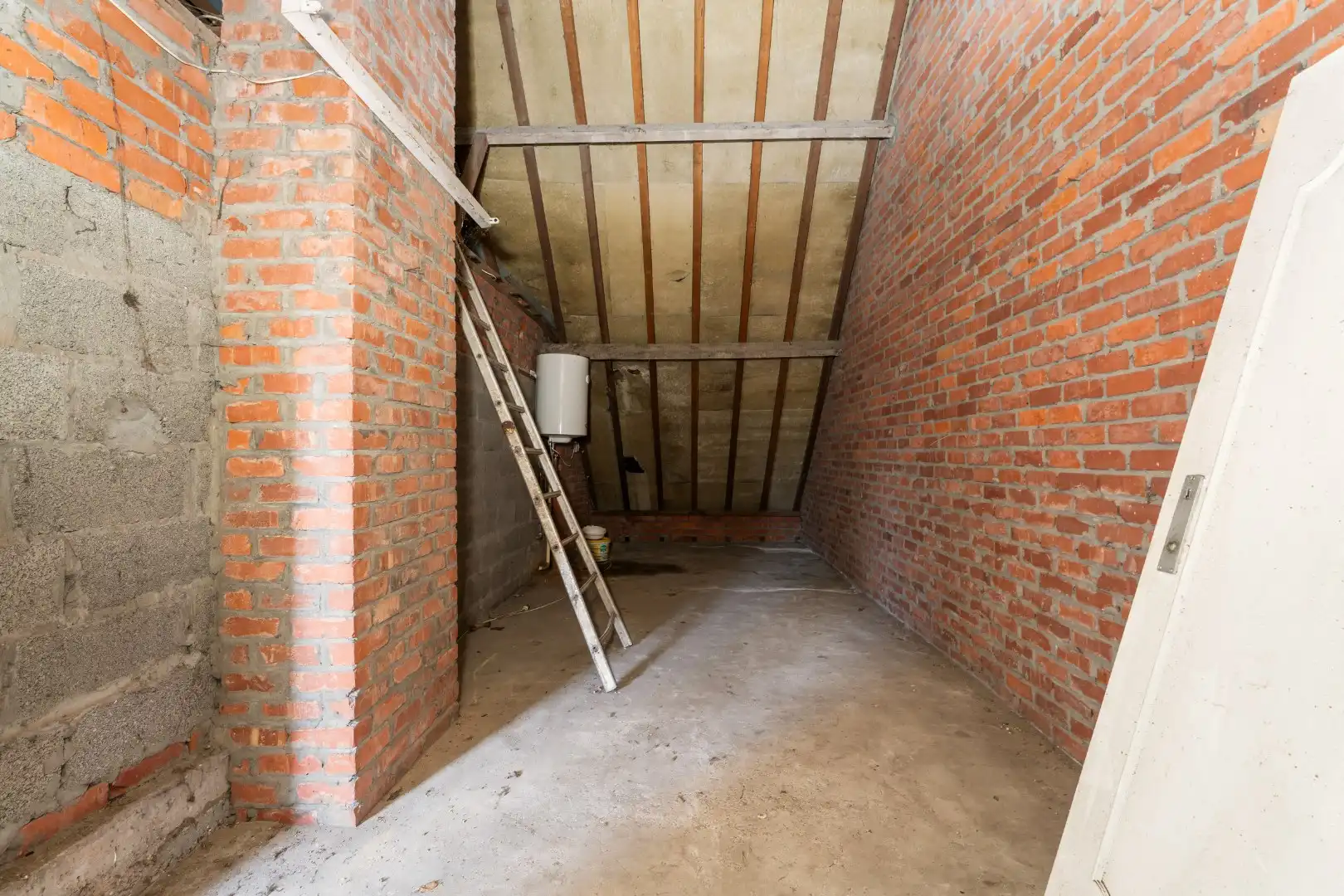 Halfopen blikvanger met grote tuin en 4 slaapkamers in rustige woonwijk in koekelare foto 19