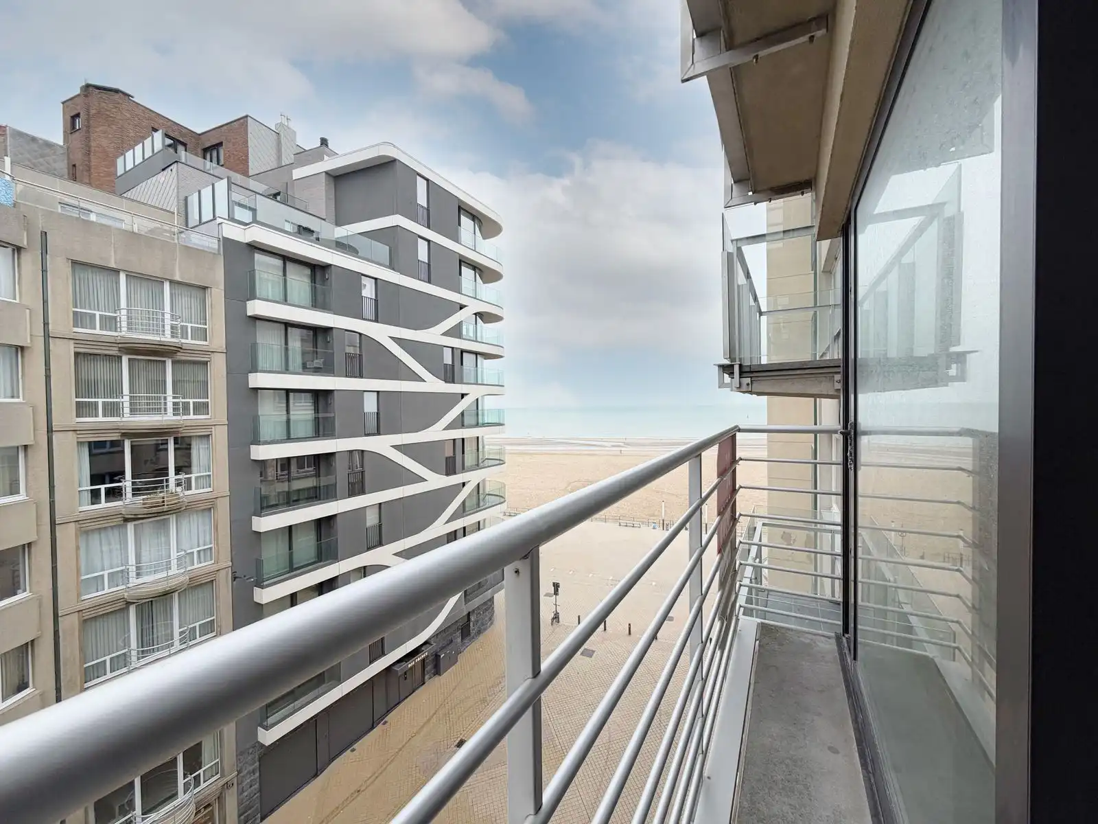 Appartement met 1 slaapkamer en lateraal zeezicht op topligging foto 9