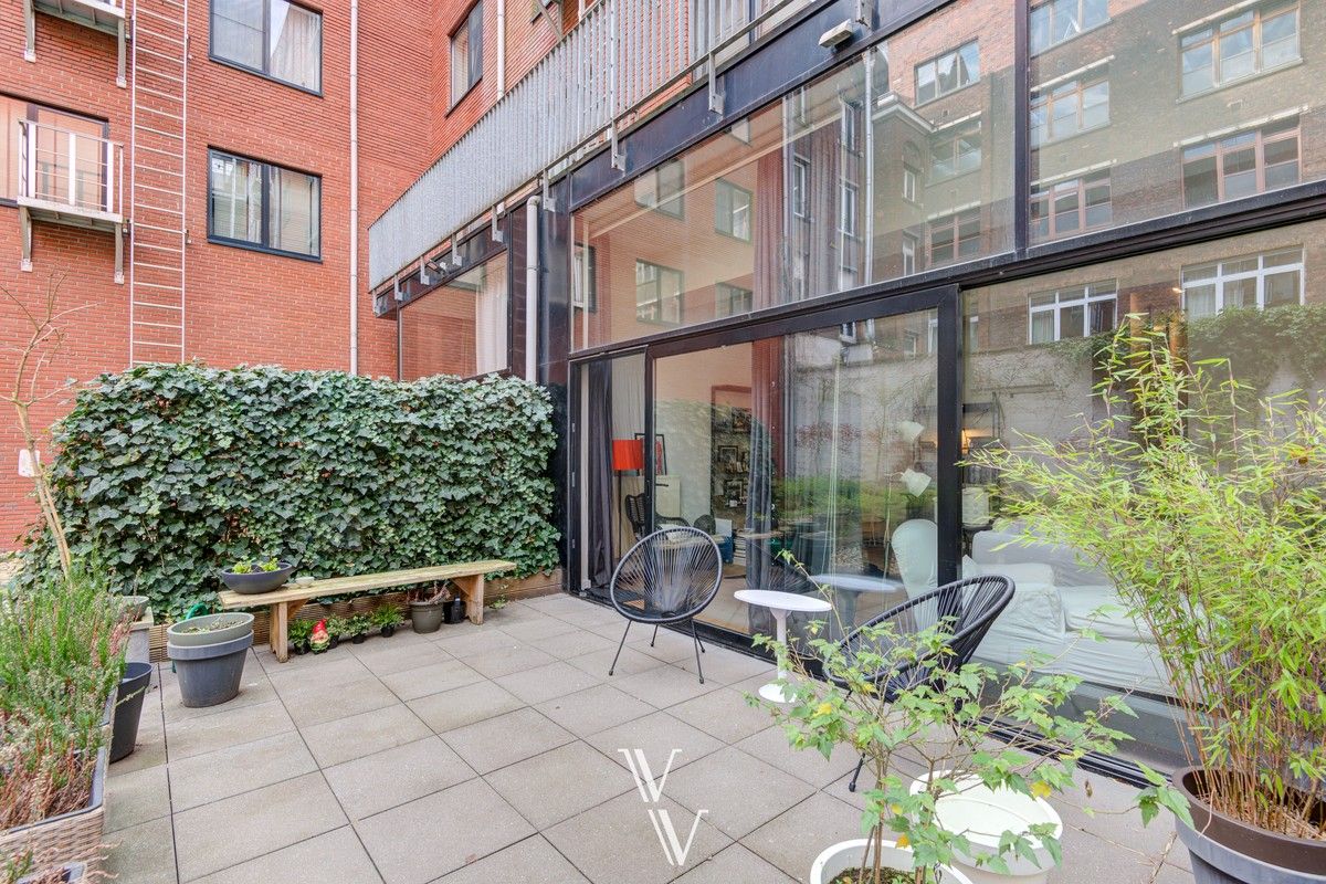 Mooi instapklaar appartement met tuin en parking foto 14
