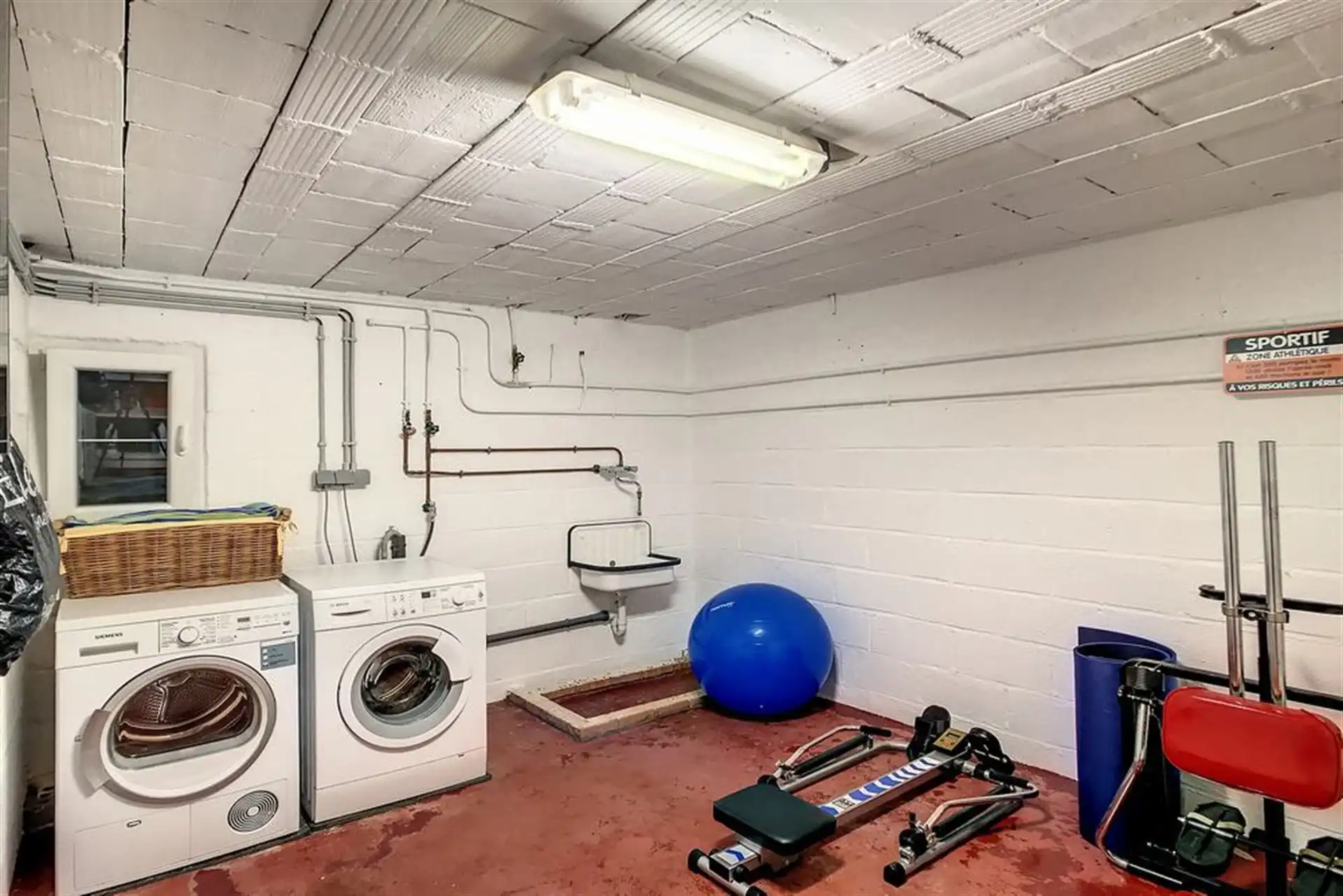 Charmante villa in residentiële omgeving met prachtig aangelegde tuin foto 29