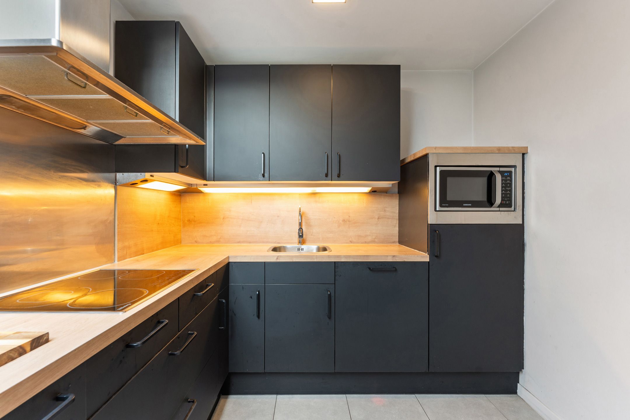 Instapklaar duplex appartement te Bilzen foto 11