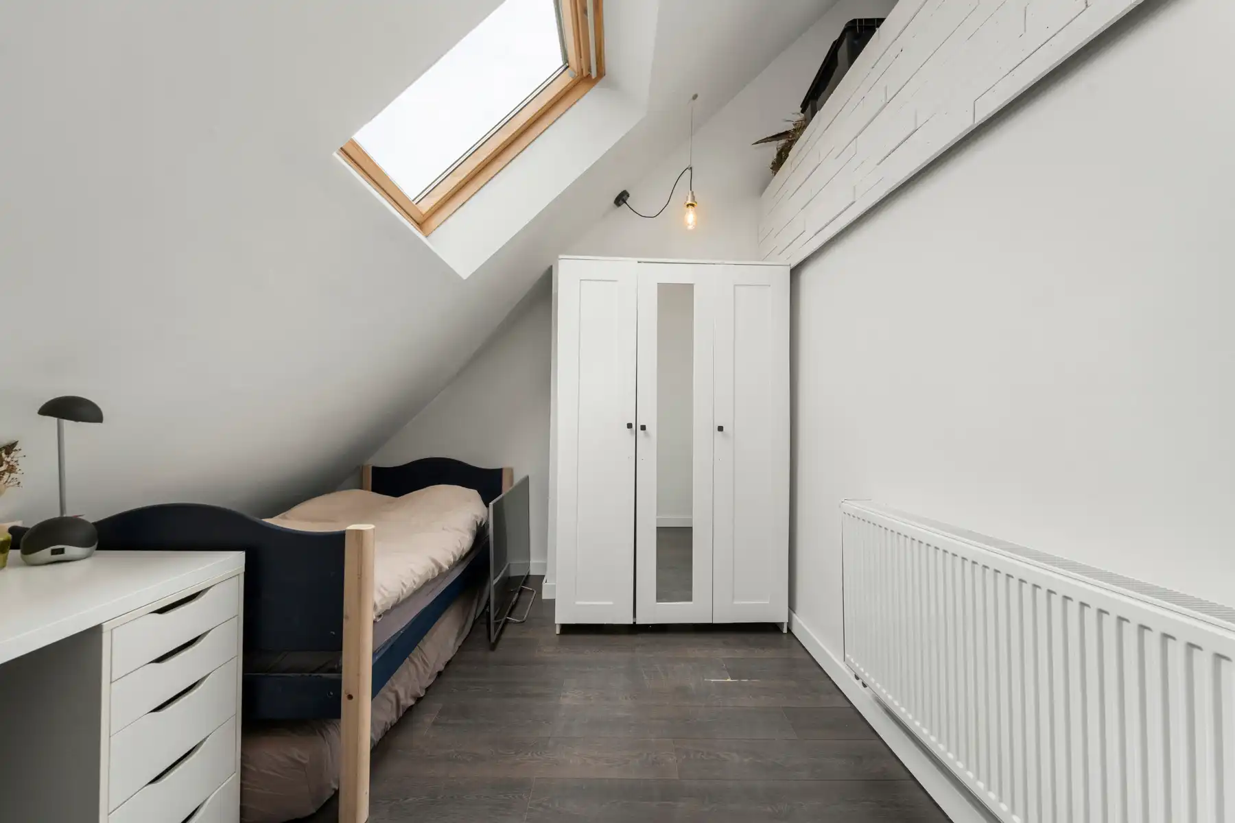 Gerenoveerde woning met 4 slaapkamers en 2 badkamers foto 22