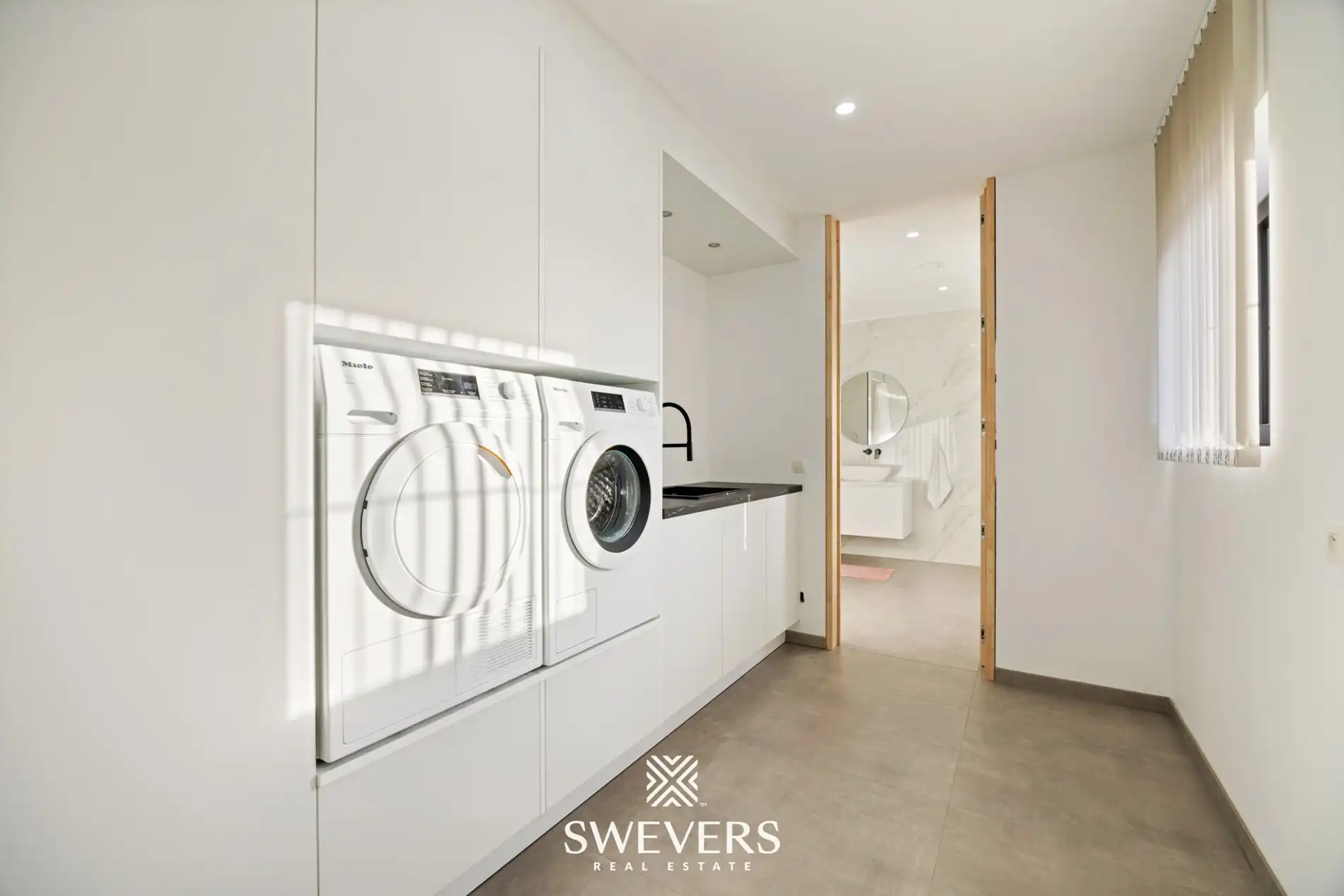 Exclusieve luxe villa (2023) met 6 slaapkamers op riant perceel in Zonhoven foto 29