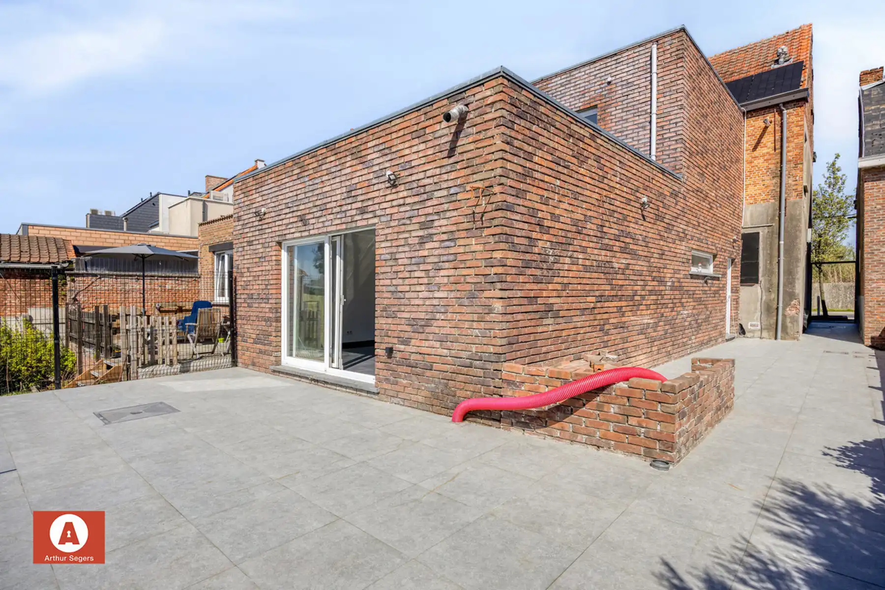 Veder af te werken/te renoveren gezinswoning mét achterbouw foto 4