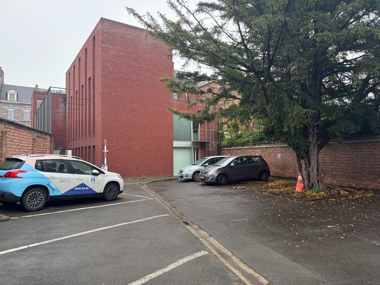 Exclusief ruim penthouse/loft in hartje Hasselt foto 20