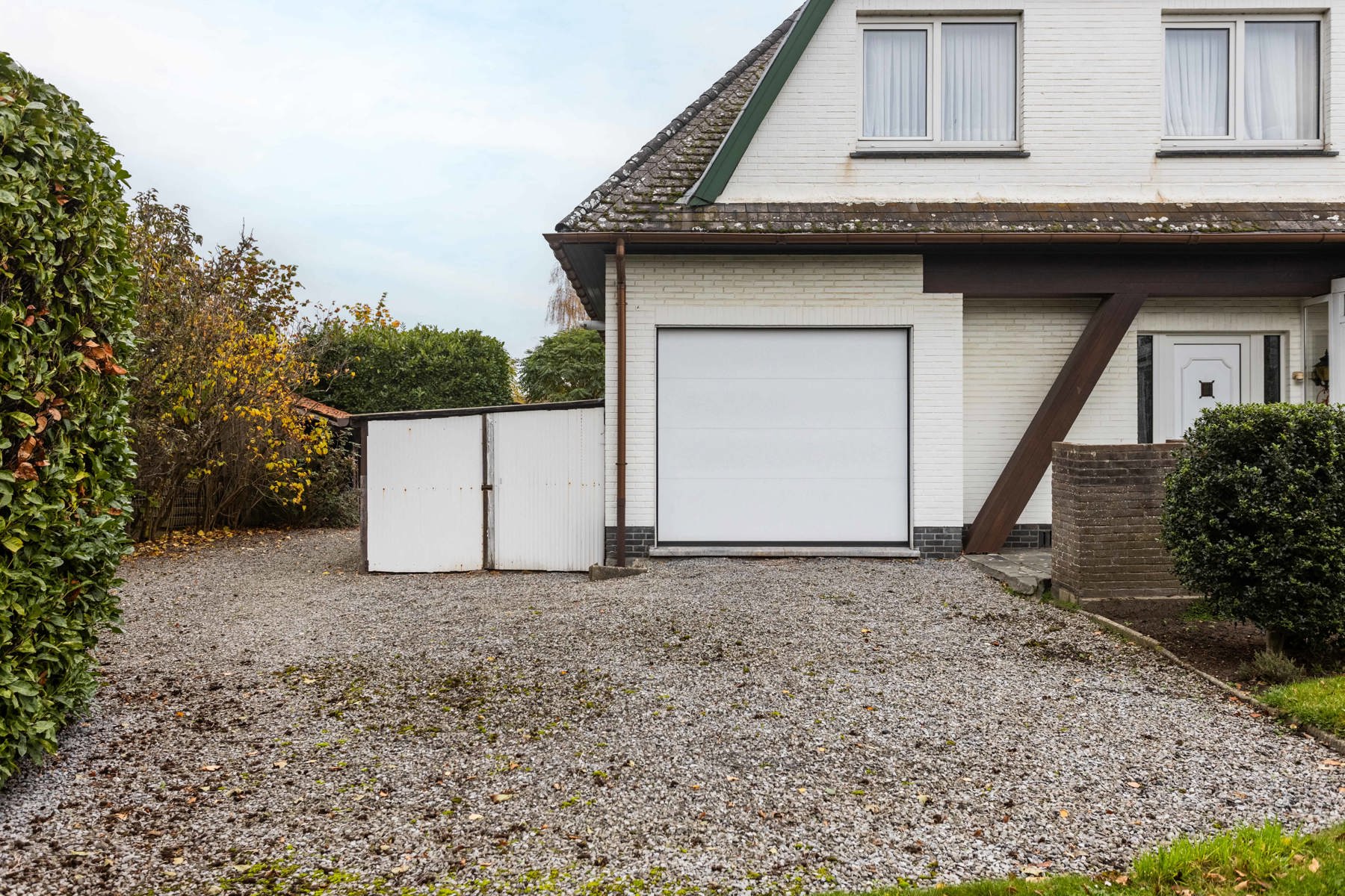 Leuke te renoveren retro villa foto 22