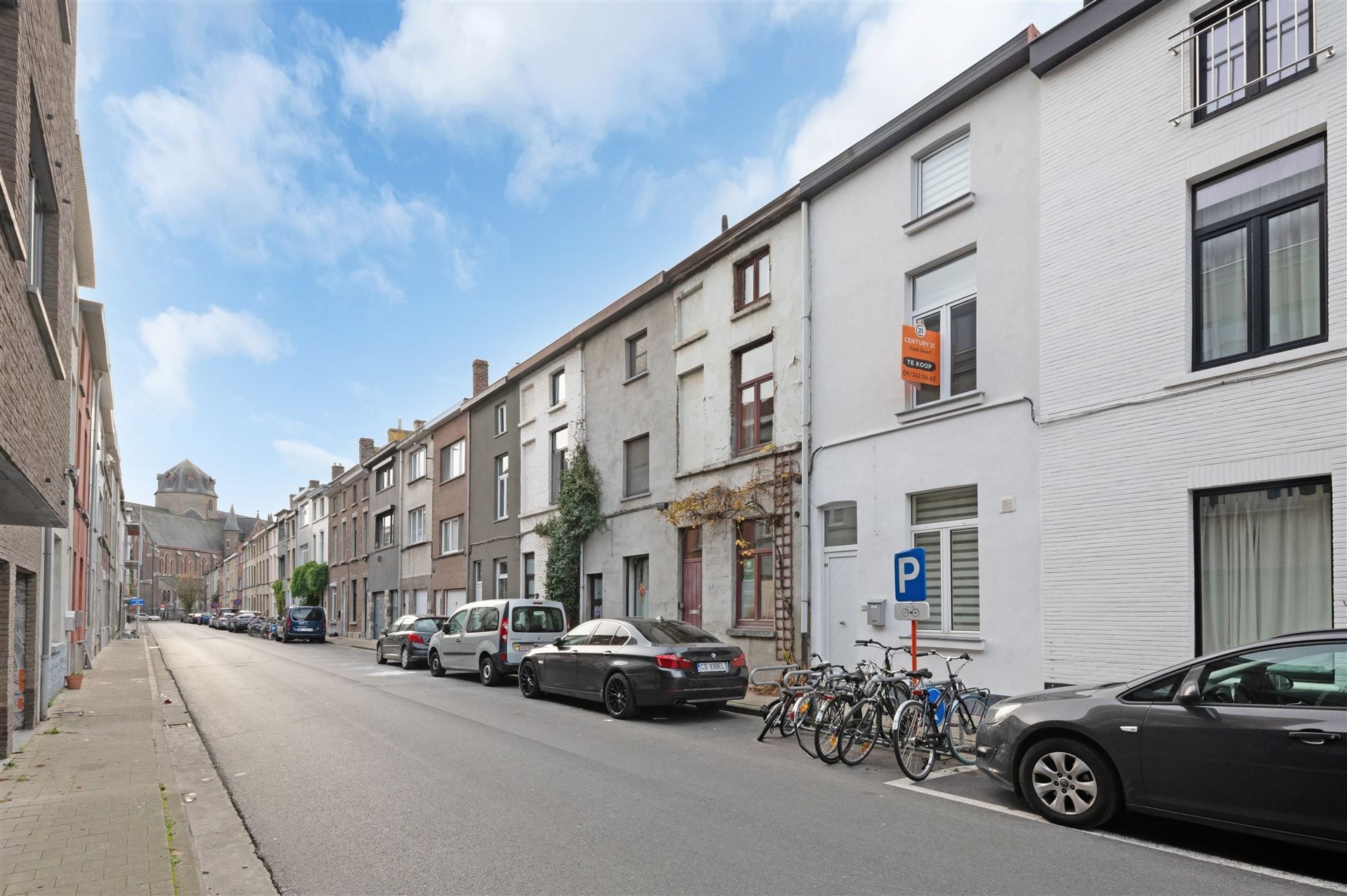 Recent gerenoveerde rijwoning in de bloeiende wijk Rabot  foto 2