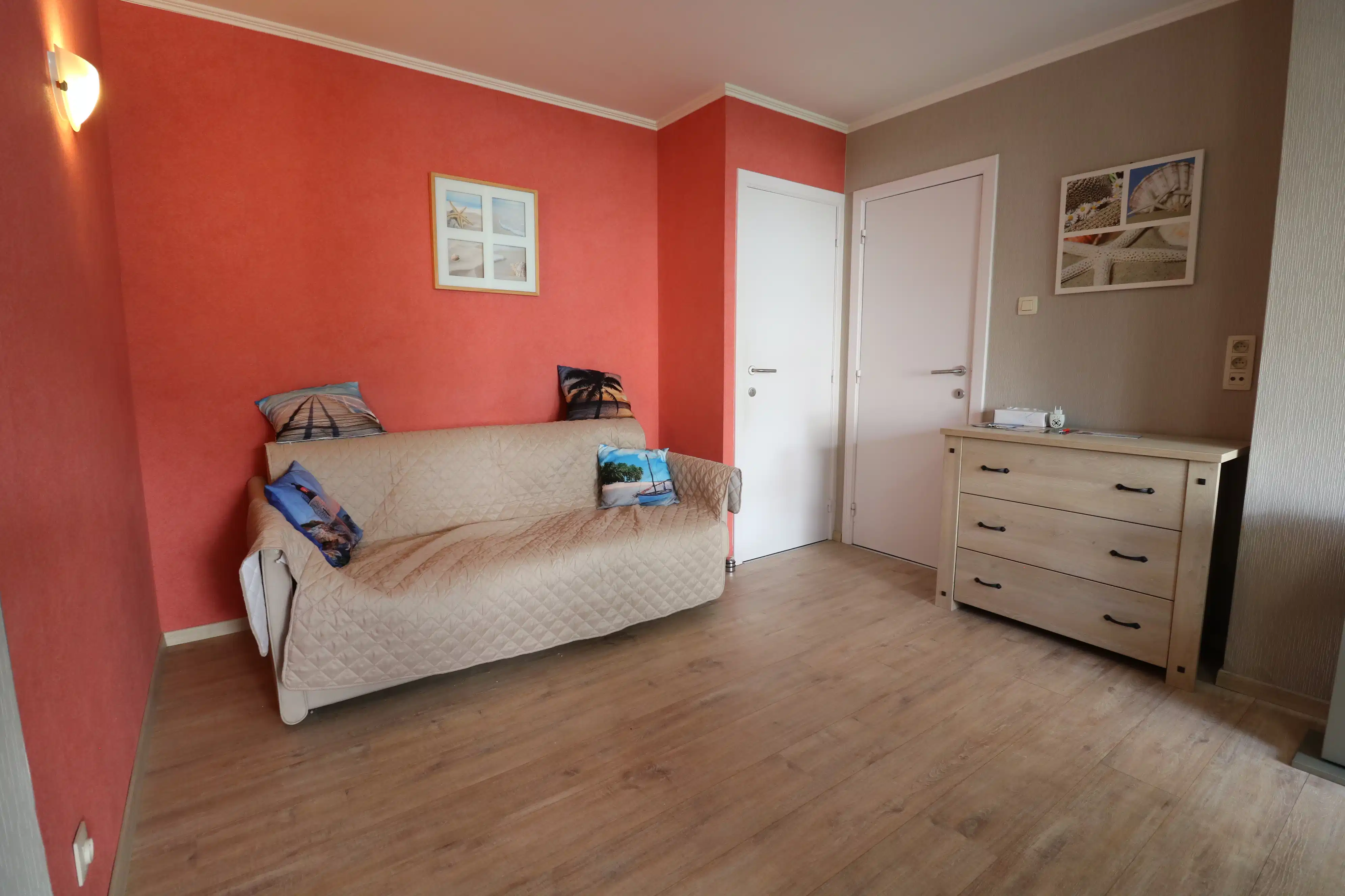 Studio op het gelijkvloers, vlak bij het strand en de Pier van Blankenberge  foto 3