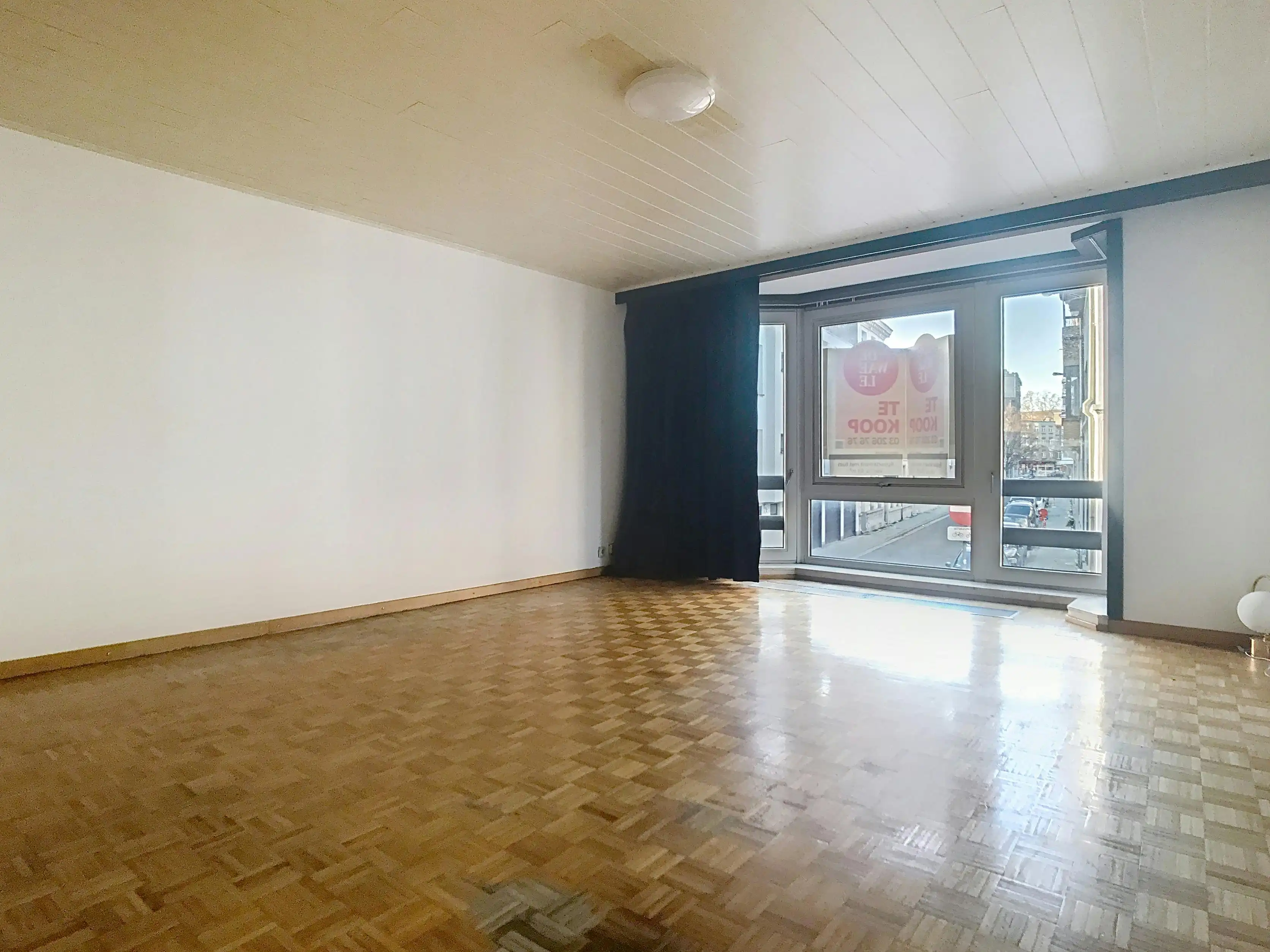 Op te frissen appartement met tuin te koop in Antwerpen foto 2
