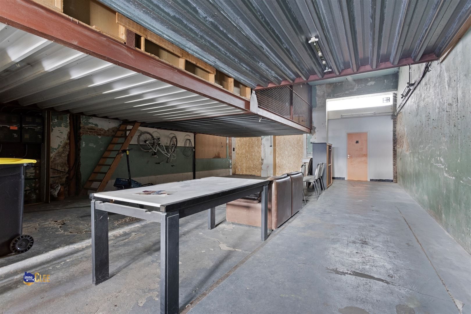 Opbrengsteigendom met 4 appartementen en zeer ruime garage te Landen foto 19