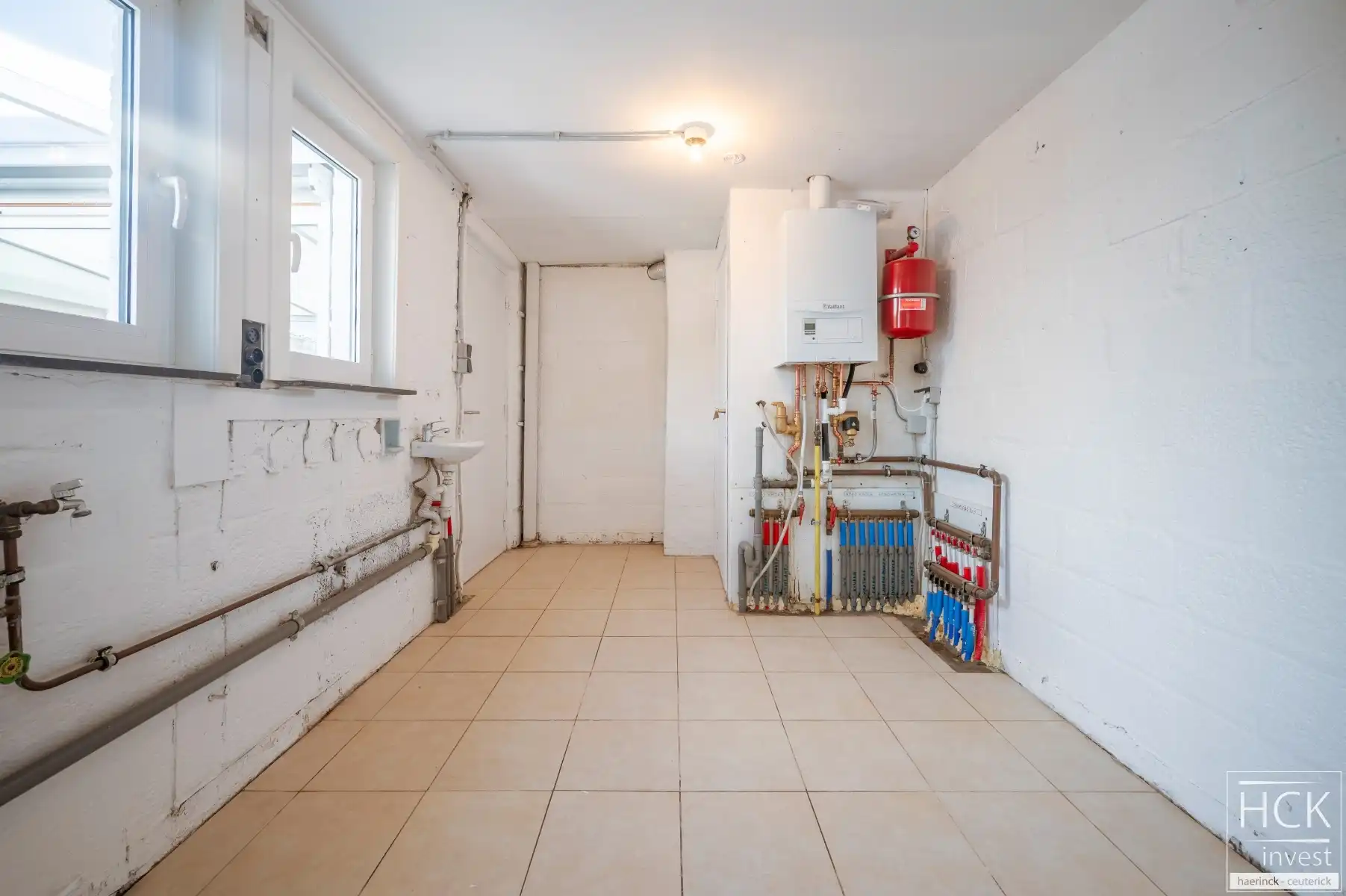 SINT-BAAFS-VIJVE - Instapklare woning met 3 SLPK, én uitweg achteraan foto 26