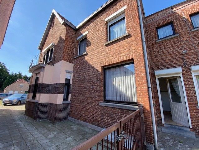 Te renoveren art deco woning met tuin op 900m² foto 26