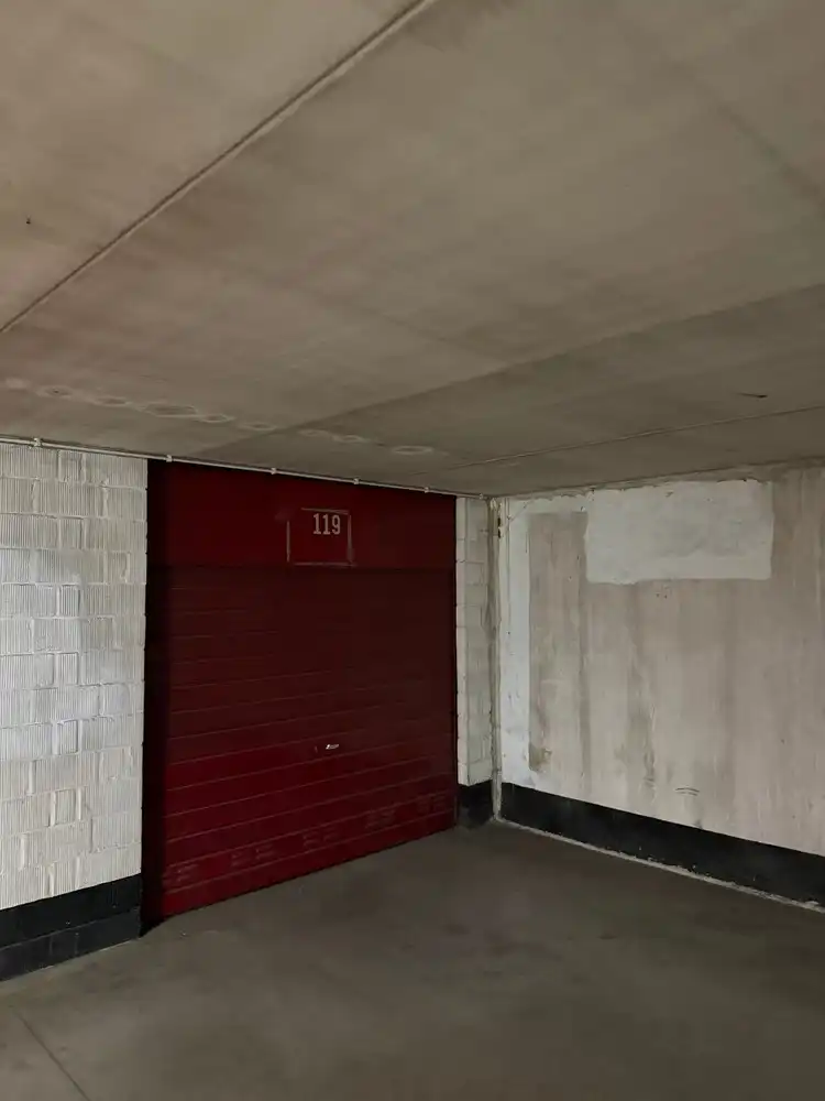 PARKING PERMEKE foto 2