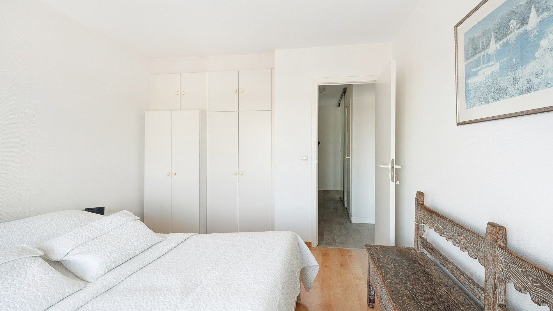 Ruim, gerenoveerd appartement met 3 slaapkamers foto 18
