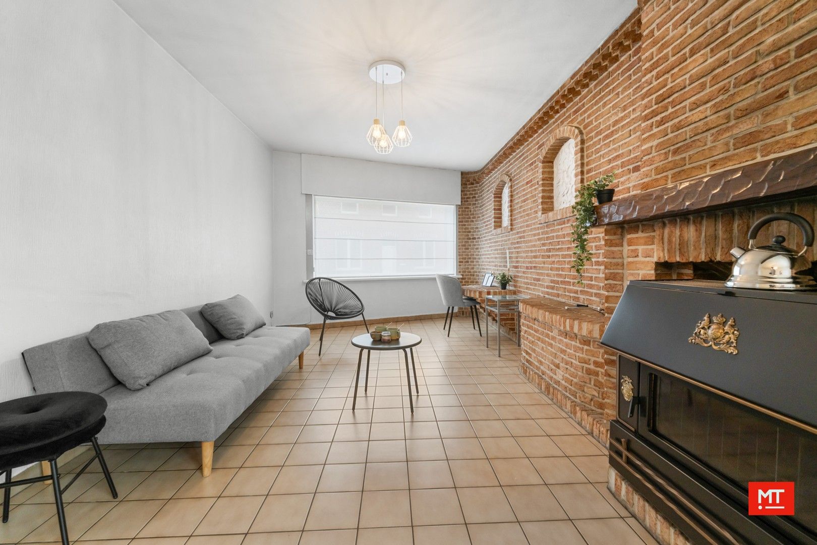 Op te frissen woning met 2 slpk (+ mogelijk), tuin en garage in het landelijke Mesen foto 5