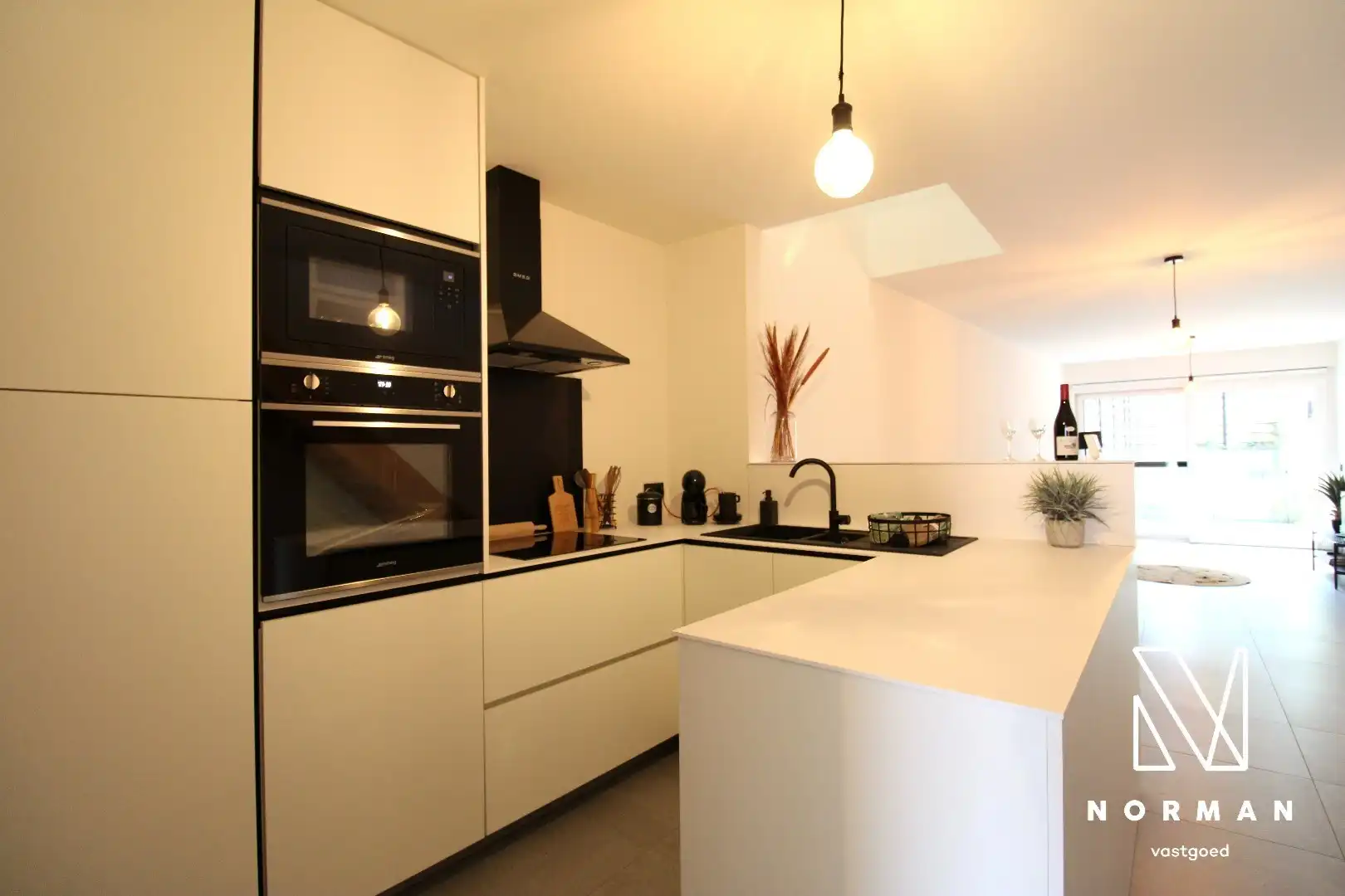 Nieuwbouwwoning met drie ruime slaapkamers! foto 3